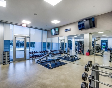 2900 Mckinnon Street - Photo Thumbnail 25