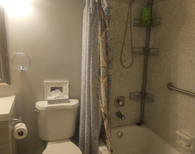 27 Newport B - Photo Thumbnail 8