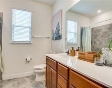 2501 Walker Avenue - Photo Thumbnail 13