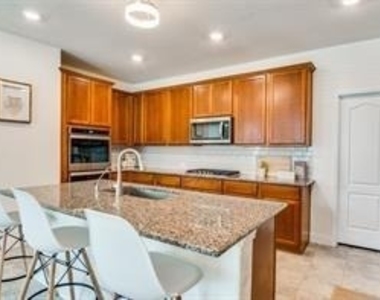 2501 Walker Avenue - Photo Thumbnail 8