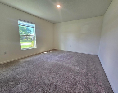 1465 Sw San Esteban Avenue - Photo Thumbnail 15