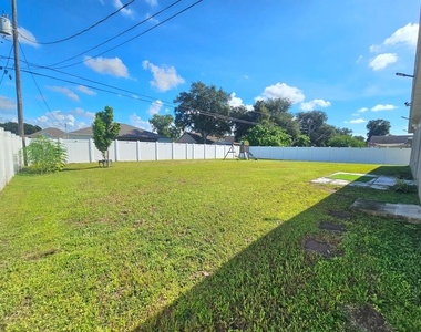 1465 Sw San Esteban Avenue - Photo Thumbnail 20