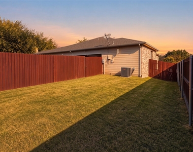 2400 18th Street - Photo Thumbnail 16