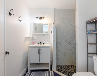851 Hyde Park Road - Photo Thumbnail 14