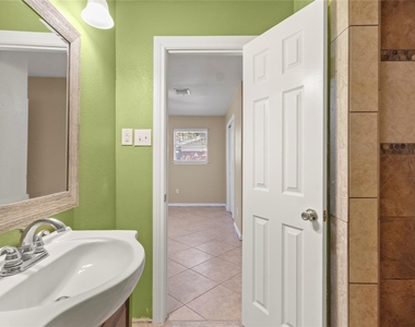 7109 Jewell Avenue - Photo Thumbnail 15