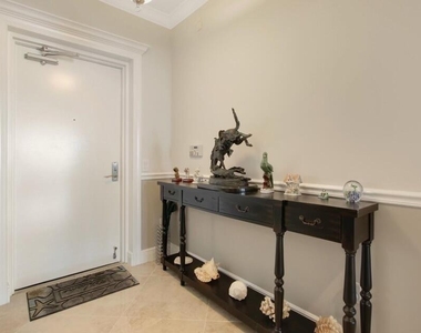 2640 Lake Shore Drive - Photo Thumbnail 19