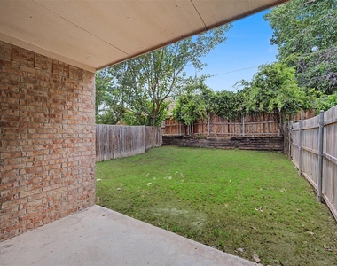 3126 Cherry Lane - Photo Thumbnail 21