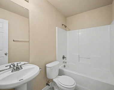 3126 Cherry Lane - Photo Thumbnail 15