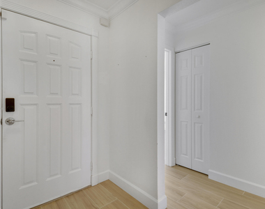 6208 Michael Street - Photo Thumbnail 3