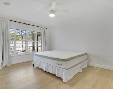 6208 Michael Street - Photo Thumbnail 32