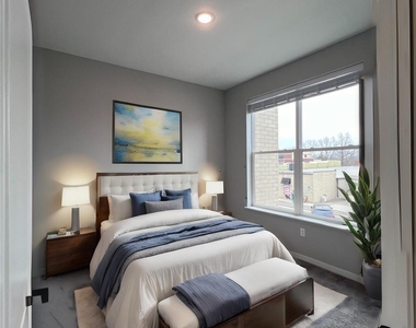 112 E Greenhill Lane - Photo Thumbnail 3