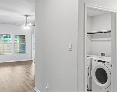 520 Winthrop Road - Photo Thumbnail 9