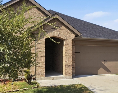 520 Winthrop Road - Photo Thumbnail 1