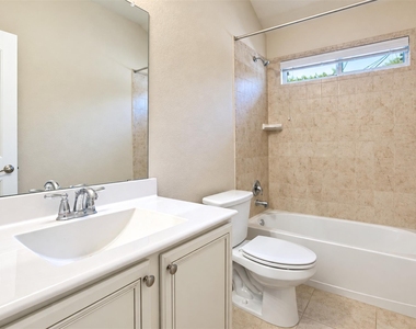 2805 Leslie Lane - Photo Thumbnail 13