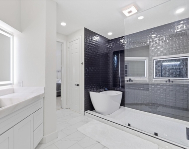 1106 Bridgeway Lane - Photo Thumbnail 20
