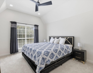 1106 Bridgeway Lane - Photo Thumbnail 30