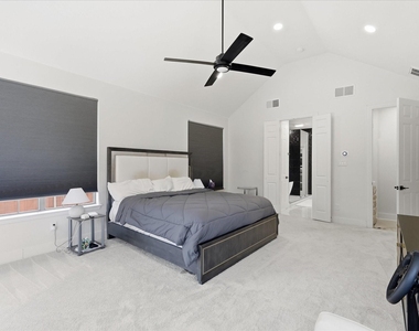 1106 Bridgeway Lane - Photo Thumbnail 17