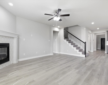 1516 Rachel Street - Photo Thumbnail 6