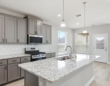 1516 Rachel Street - Photo Thumbnail 2