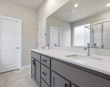 1516 Rachel Street - Photo Thumbnail 14