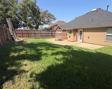 1584 Meadowview - Photo Thumbnail 31