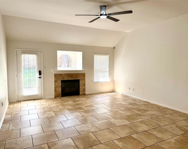 1584 Meadowview - Photo Thumbnail 8