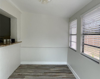 213 Sw 3rd Place - Photo Thumbnail 24