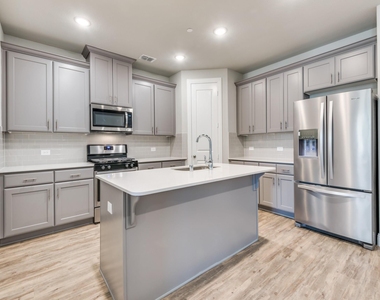 1036 Foxglove Drive - Photo Thumbnail 8