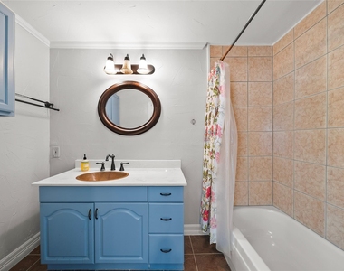 7105 Winding Creek Road - Photo Thumbnail 22