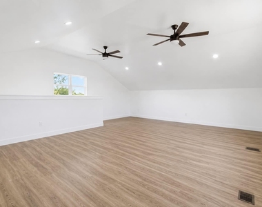 141 Southfork Drive - Photo Thumbnail 33