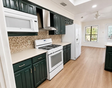 1213 Parkrow Place - Photo Thumbnail 5