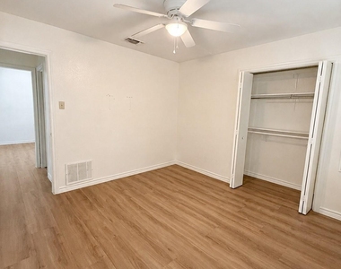 1213 Parkrow Place - Photo Thumbnail 23