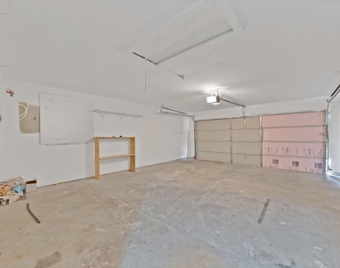 813 Panay Way Drive - Photo Thumbnail 20