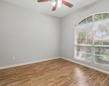 4661 Baldwin Lane - Photo Thumbnail 11