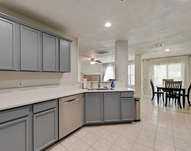 1421 Laurel Hall Lane - Photo Thumbnail 5