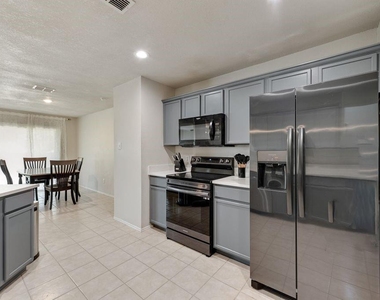 1421 Laurel Hall Lane - Photo Thumbnail 4