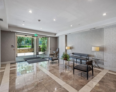 3225 Turtle Creek Boulevard - Photo Thumbnail 12