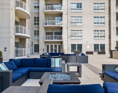 3225 Turtle Creek Boulevard - Photo Thumbnail 22