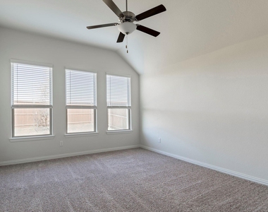 6225 Sutton Fields Trail - Photo Thumbnail 13