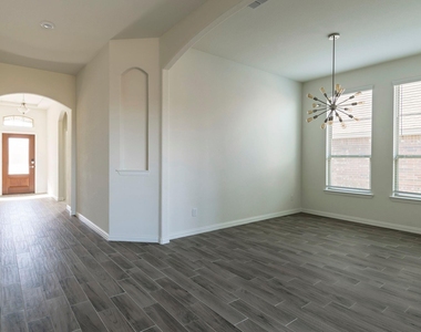 6225 Sutton Fields Trail - Photo Thumbnail 3