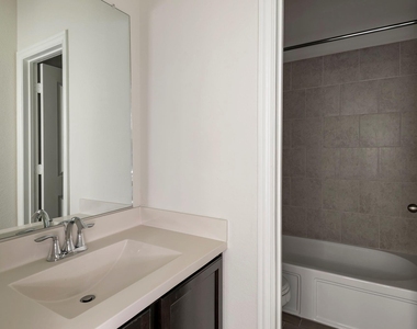 6225 Sutton Fields Trail - Photo Thumbnail 20