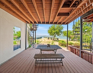 4020 Mediterranean Street - Photo Thumbnail 19