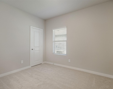 6006 Alderton Drive - Photo Thumbnail 20