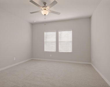 6006 Alderton Drive - Photo Thumbnail 14