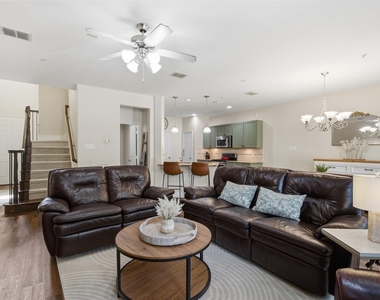 2649 Jackson Drive - Photo Thumbnail 13