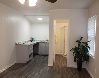 4256 Standish Road - Photo Thumbnail 5