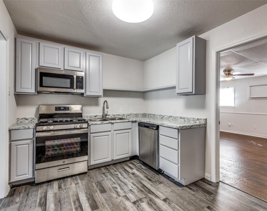 4256 Standish Road - Photo Thumbnail 3