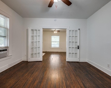 804 Sunset Avenue - Photo Thumbnail 3