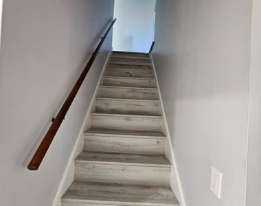2148 Sherwood Forest Boulevard - Photo Thumbnail 14