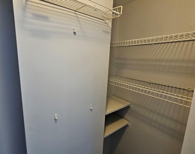 2148 Sherwood Forest Boulevard - Photo Thumbnail 29